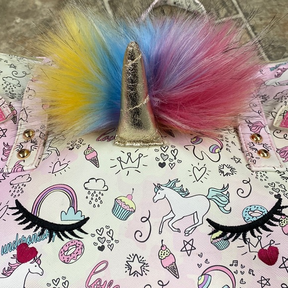 ✨Host Pick✨Under One Sky Unicorn Weekender Duffel Bag Gold Accents, Pink… - Picture 6 of 12